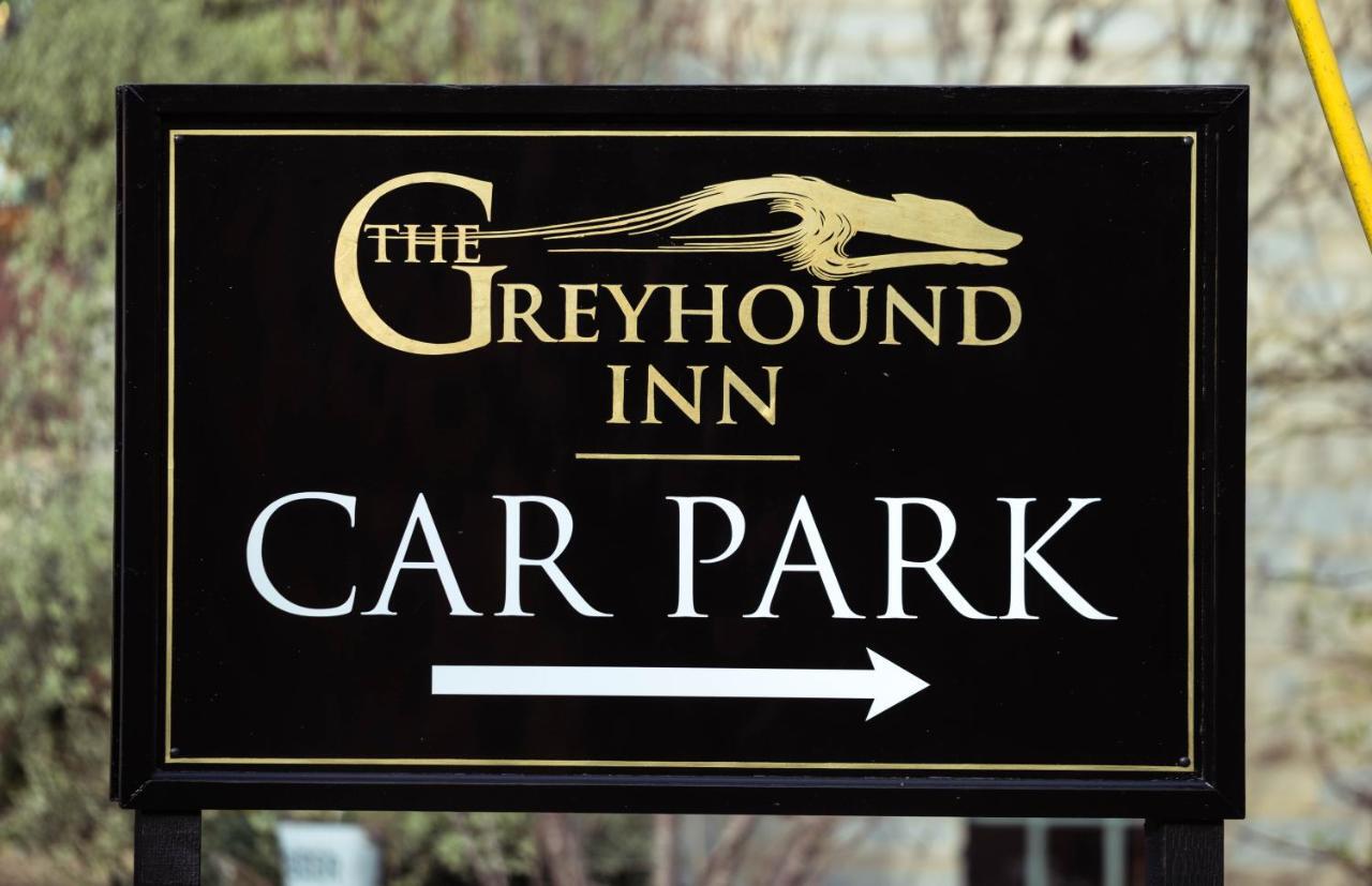 The Greyhound Inn Тонтон Экстерьер фото